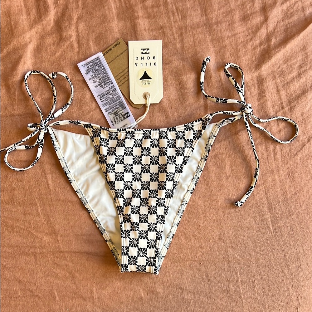 Billabong Black & Off-White Bikini Bottom